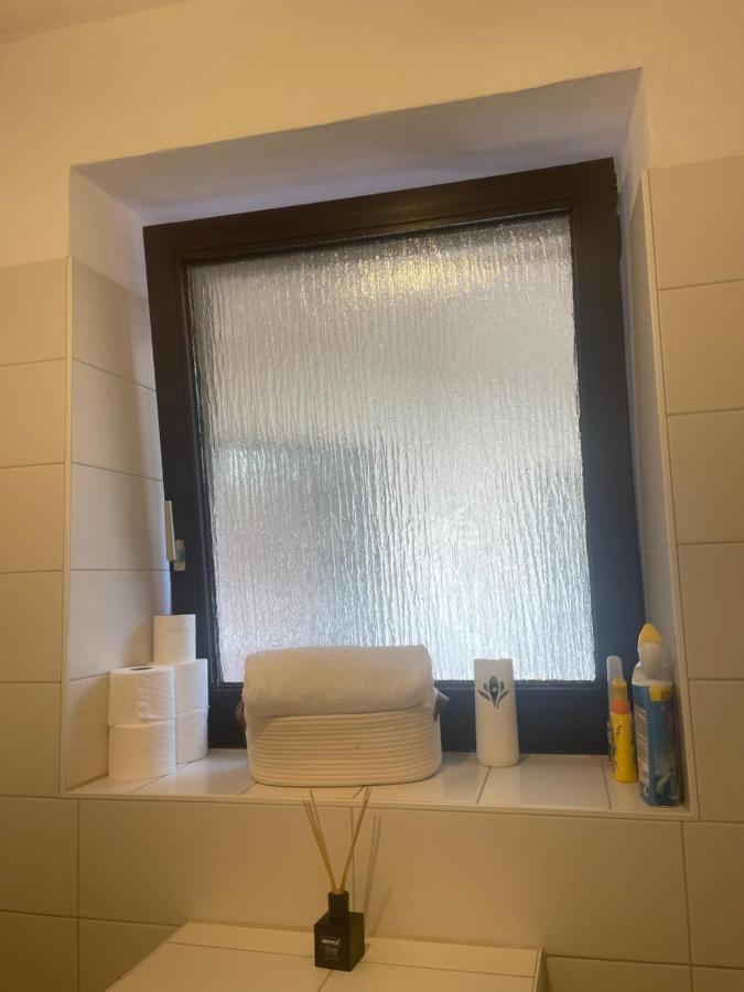Zentrale Wohnung Direkt Am Hauptbahnhof - Bismarck Дюселдорф Екстериор снимка