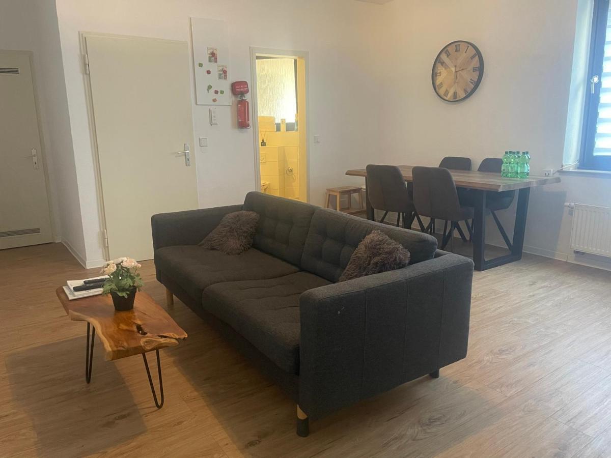 Zentrale Wohnung Direkt Am Hauptbahnhof - Bismarck Дюселдорф Екстериор снимка
