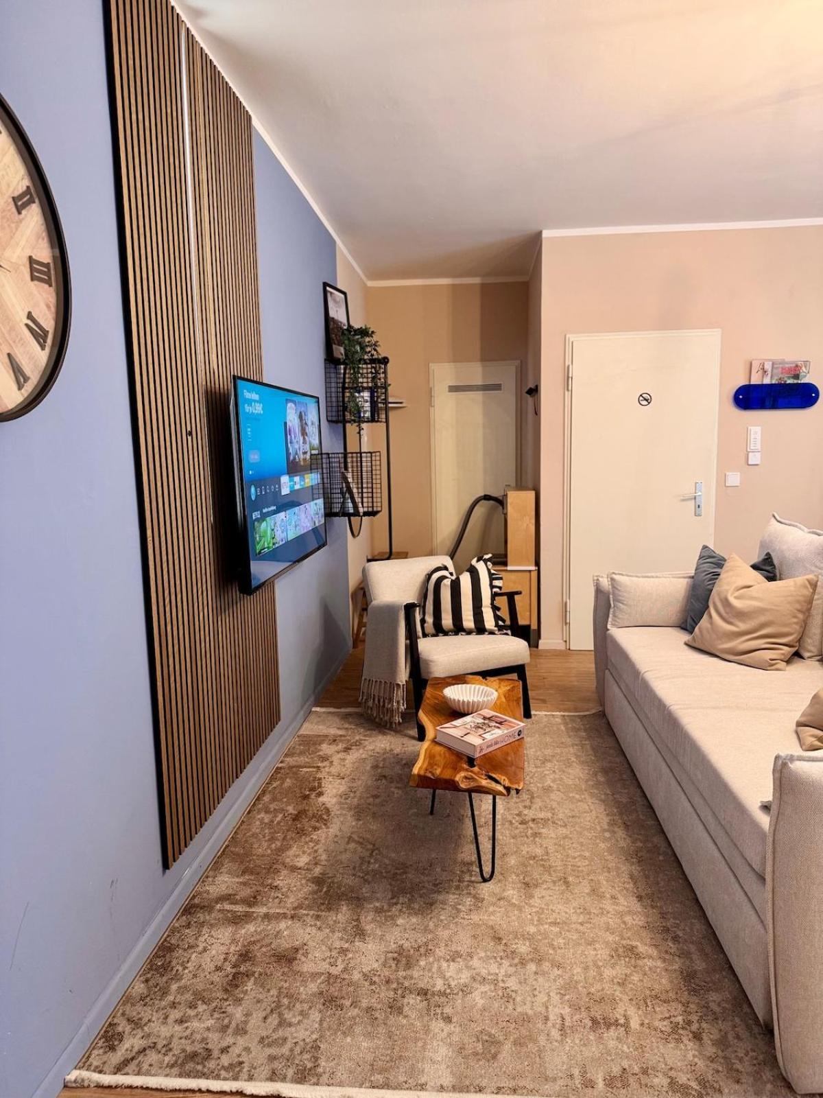 Zentrale Wohnung Direkt Am Hauptbahnhof - Bismarck Дюселдорф Екстериор снимка